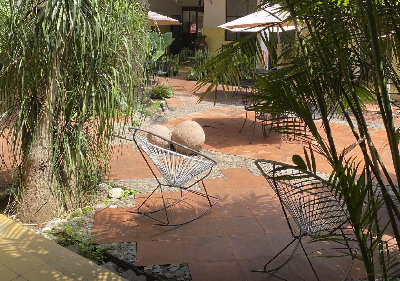 Allende Hotel